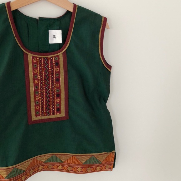 5/$40 Indian boho top size 8-10 years - Picture 2 of 4